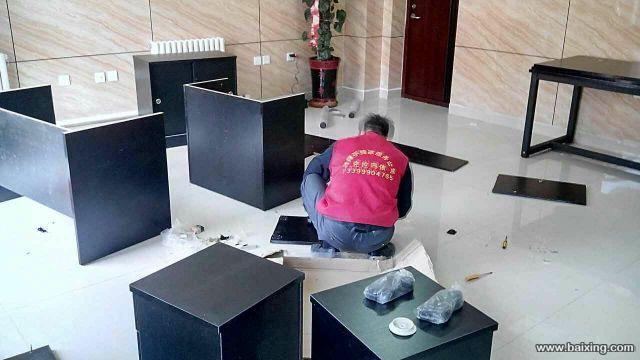 好帮手搬家公司 家具拆装 空调移机 钢琴搬
